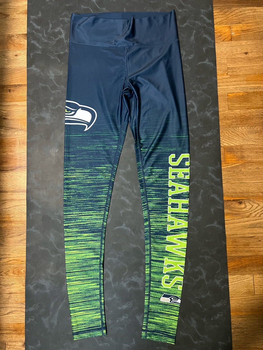 Rare Seattle Seahawks NFL Women's Leggings Navy Gradient Size Small Gym Workout